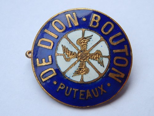 Dion bouton brooch - de,